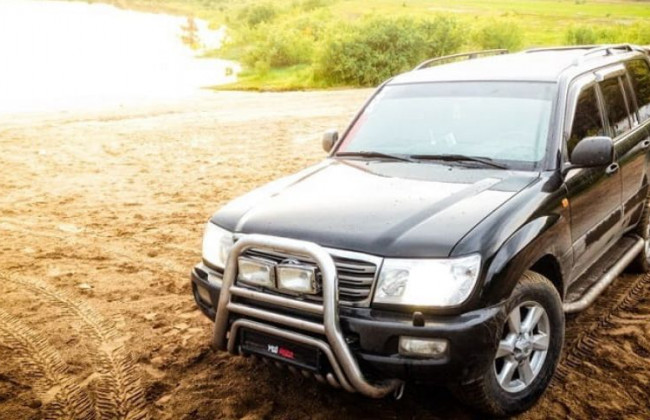 Назвали самые надежные и экономичные внедорожники