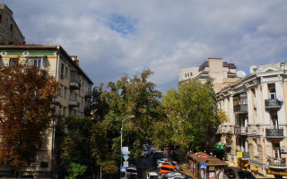 В Киеве отремонтировали старинные центральные улицы: видео