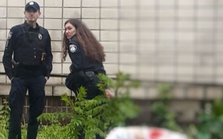 Трагедия в Киеве: санитарка одной из больниц выпала из окна пятого этажа