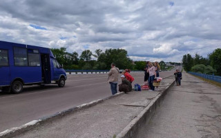 В Сумах у маршрутки на полном ходу отвалилось колесо: фото