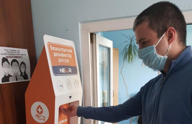 Модельним судам передали засоби індивідуального захисту та дезінфекції, фото