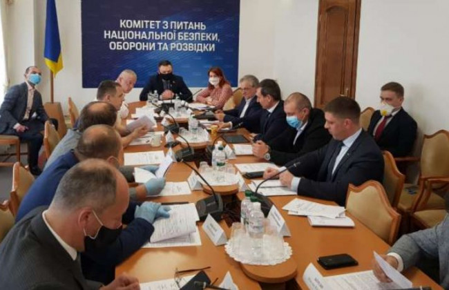 Комітет рекомендує Раді прийняти у другому читанні законопроект щодо військових звань