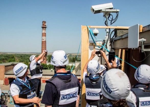 У районі Петрівського невідомі обстріляли камери відеоспостереження місії ОБСЄ