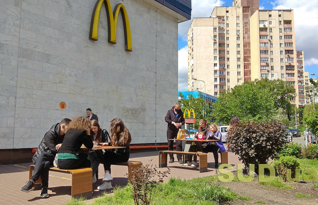 Украина перешла на новый этап смягчения карантина: что разрешат