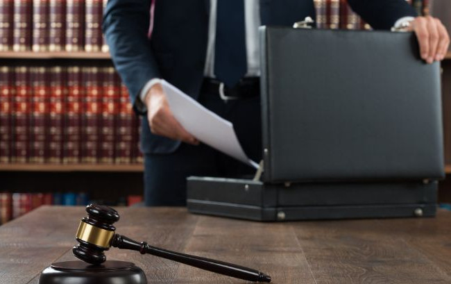 КАС визначив, за яких умов адвокат реєструється як самозайнята особа