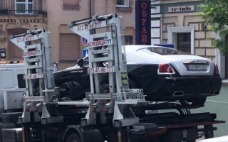 В Киеве наказали «героя парковки» на Rolls-Royce за 11 миллионов гривен, фото