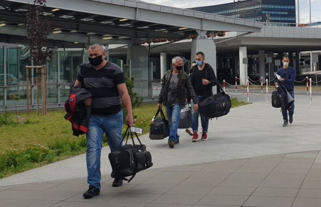 Варшава приняла первую партию легальных украинских заробитчан