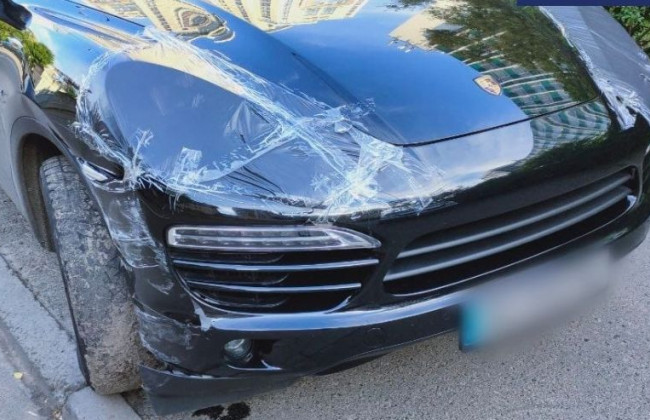 У Києві п’яний водій Porsche влаштував серйозну ДТП