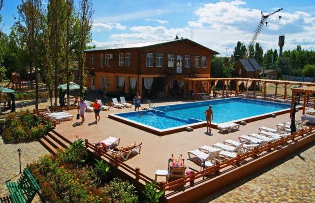 Послаблення карантину в Україні: у МОЗ повідомили, коли відкриються бази відпочинку