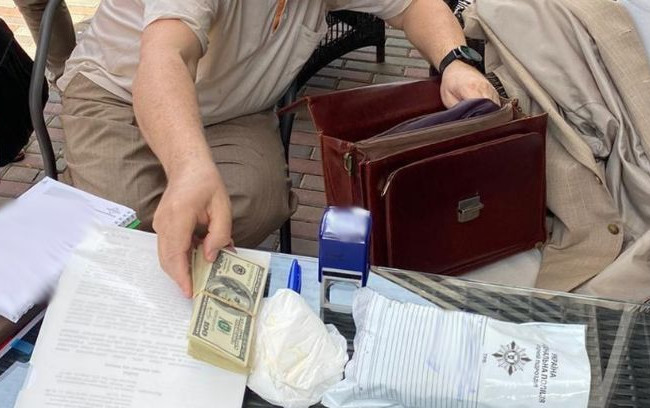 У Києві арбітражний керуючий погорів на хабарі: є подробиці