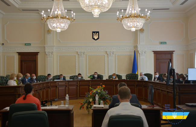 ВРП розглядає матеріали щодо внесення подання Президенту про призначення суддів