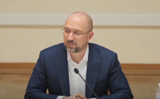 Кабмин проведет внеочередное заседание: что рассмотрят