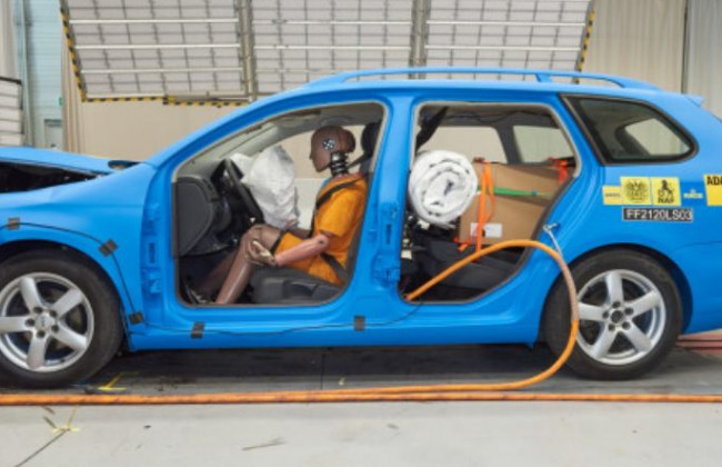 Водителям показали, чем опасен плохо закрепленный багаж в автомобиле: видео