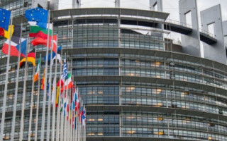В Европарламенте отреагировали на криминальные производства Петра Порошенко