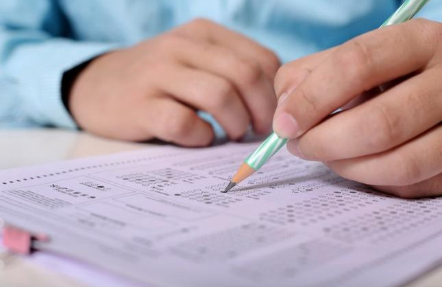 Крах качественного образования: в Украине собираются полностью отменить ВНО