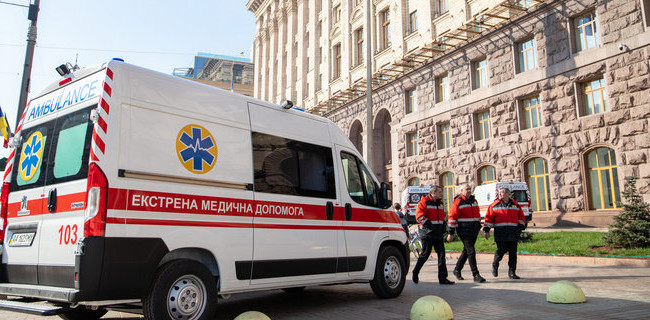 У більш ніж півсотні киян за минулу добу виявили коронавірус: подробиці