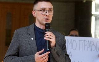Стерненко вважає, що суд перегляне власне рішення
