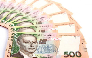 Пенсии в Украине: кто получит надбавку в 500 гривен
