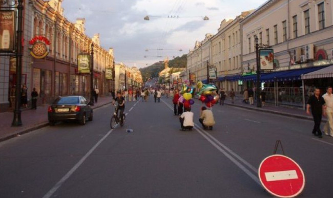 Скасування пішохідної зони на Сагайдачного та Контрактовій: КМДА оскаржує рішення ОАСК
