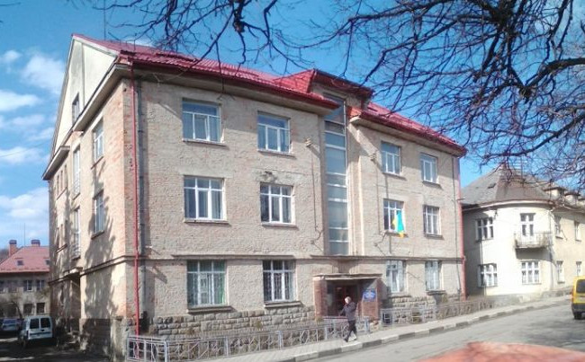 На Закарпатті у трьох працівників суду виявили коронавірус