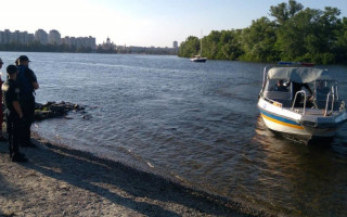 На Оболони нашли тело мужчины