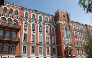 Реанимационное отделение Александровской больницы переполнено: тяжелобольные умирают