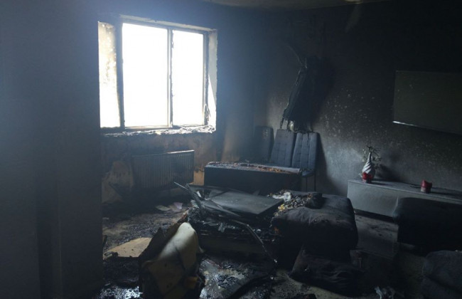 Мощный пожар в Киеве: квартира полностью сгорела