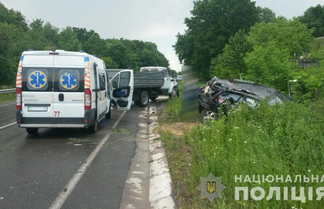 Моторошна аварія: внаслідок ДТП загинула дитина, фото