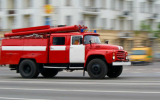 В Киеве вспыхнул пожар в жилом доме