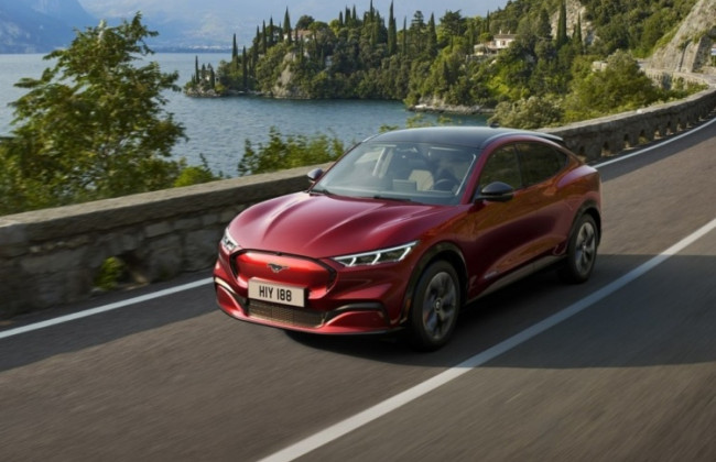 Топ-10 лучших электрических кроссоверов в 2020 году