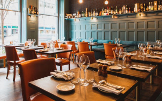 Банкети до 10 осіб та заборона черг у туалет: нові правила для ресторанів