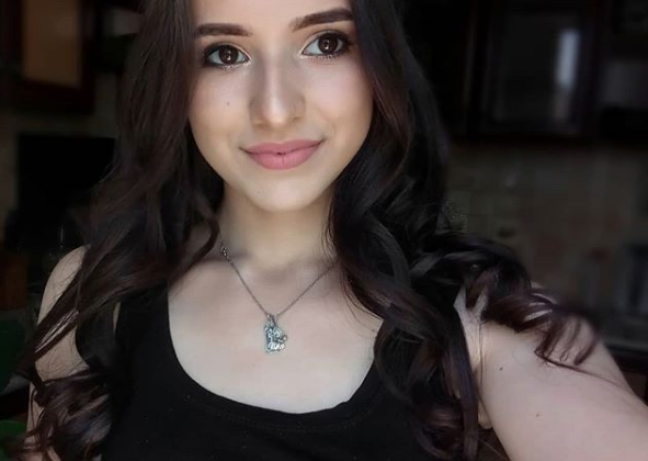 Вибух на Позняках: 18-річна дівчина, яка втратила сім’ю, показала зворушливі фото