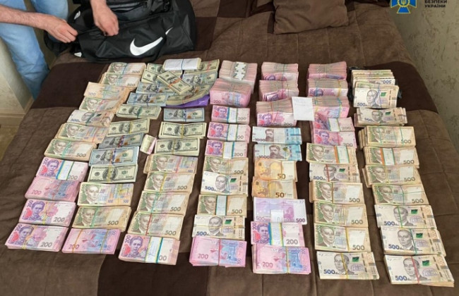 Вимагав майже 2 млн хабара: затримано голову Кіровоградської ОДА
