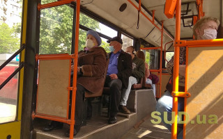 Шмыгаль допускает повторную остановку общественного транспорта