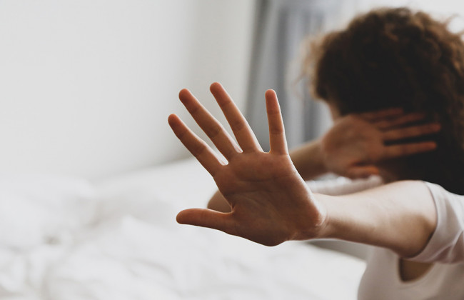 Выгонял из дома, избивал и унижал: киевлянка стала жертвой домашнего тирана