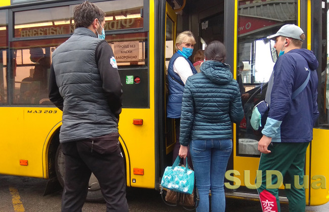 В Киевской области патрульные проверяют маршрутки: что случилось