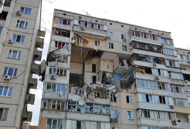 Взрыв в многоэтажке в Киеве: люди не могут попасть в подаренные квартиры