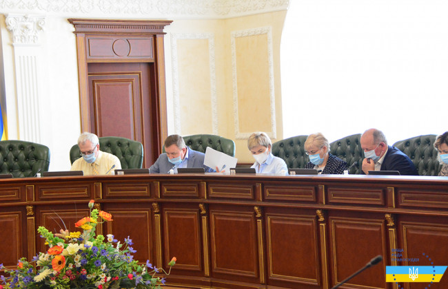 Вища рада правосуддя розглядає матеріали щодо звільнення суддів