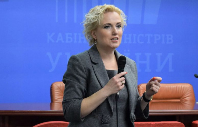 Взятка для чиновницы Офиса Президента: расследование завершено