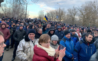 Сутички у Нових Санжарах: суд покарав громадянина, який блокував рух транспорту