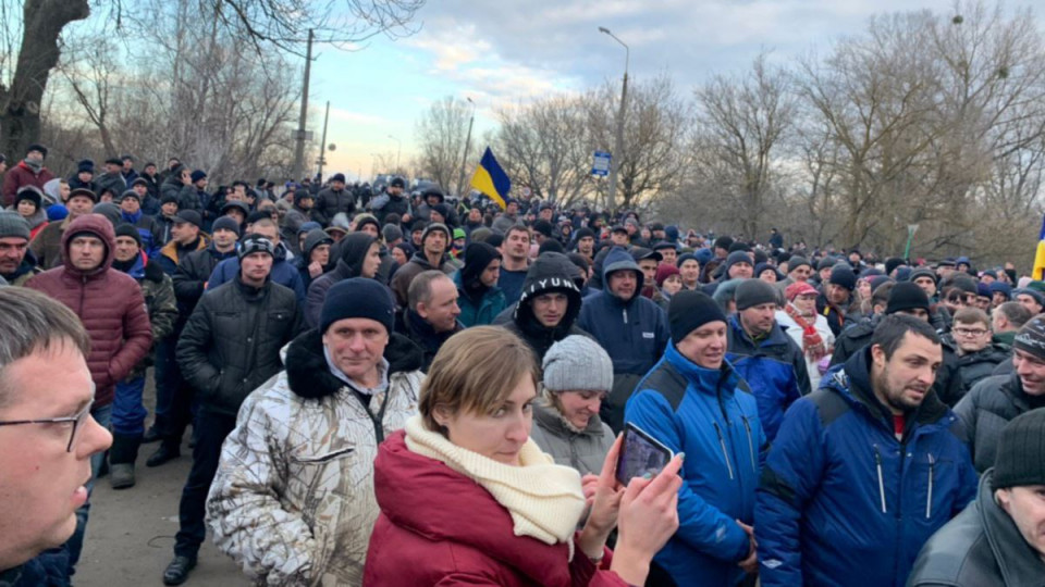 Сутички у Нових Санжарах: суд покарав громадянина, який блокував рух транспорту