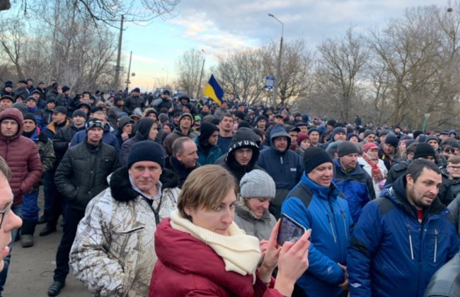 Сутички у Нових Санжарах: суд покарав громадянина, який блокував рух транспорту