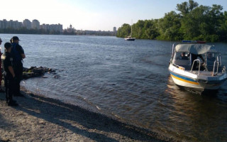 У Києві із озер витягнули тіла двох чоловіків: що відомо