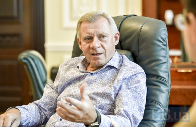 Яків Смолій: «Вони заклали курс 30, а ми «штучно тримаємо 26». Так, а чого ви 30 заклали? Закладіть 40»