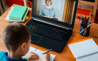 Школы не готовы к дистанционному обучению с сентября – Зеленский