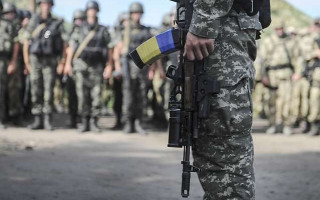 Как выглядят новые парадные погоны для военных ВСУ, фото