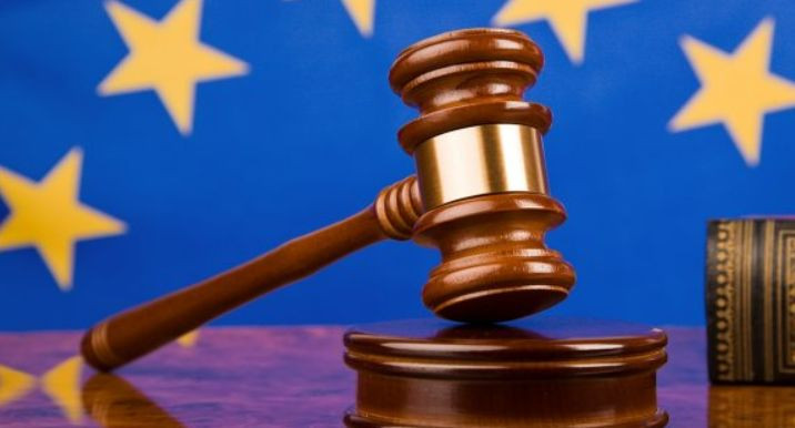Критика та образа суду: ЄСПЛ нагадав про особливу роль інституту адвокатури