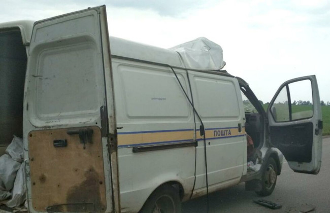 Взрыв автомобиля «Укрпочты» в Полтавской области: полиция задержала налетчиков