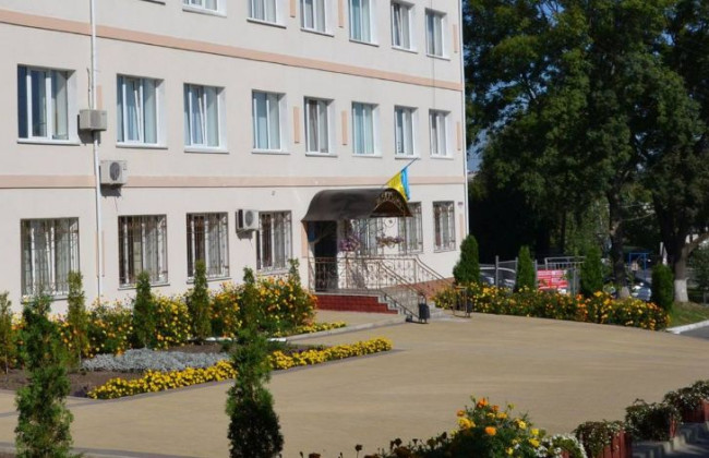 Хмельницький окружний адмінсуд нагадав про особливий режим роботи