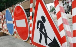 В Киеве перекроют один из мостов: что известно